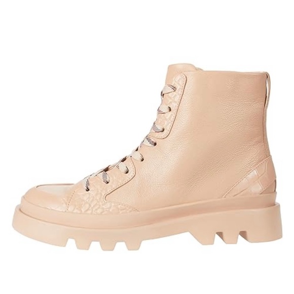 VINCE CAMUTO VC KORIGAN BOOT Sz 7.5 NIB | Lug Sole | Croc | Combat Boot | - Picture 2 of 7